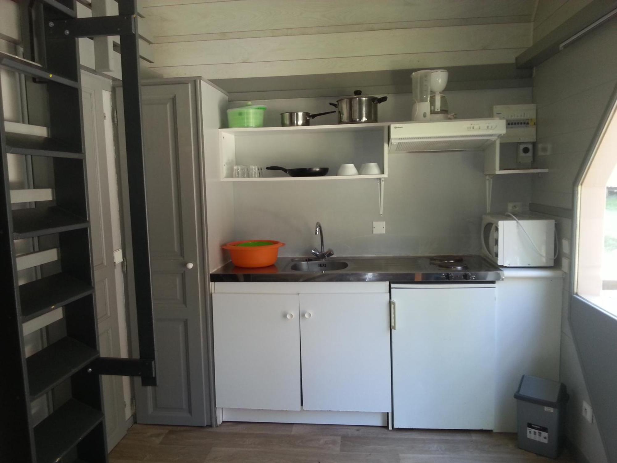 Camping Paradis Bellerive Montfrin Habitación foto